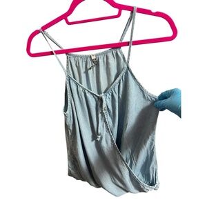The BLVD Chambray Blouse Tank Top Womens Small Tie Front Blue